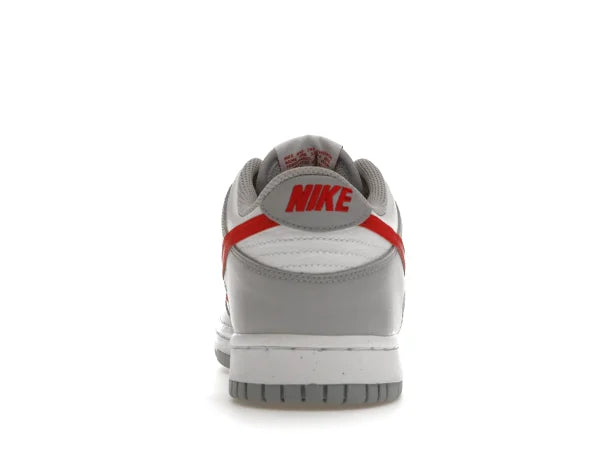 DNK LOW WHITE WOLF GREY UNIVERSITY RED