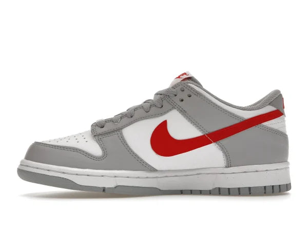 DNK LOW WHITE WOLF GREY UNIVERSITY RED