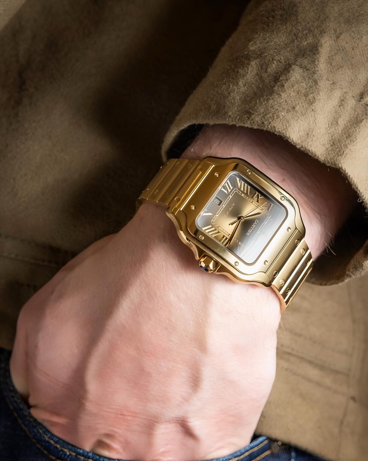 Cartier Santos Gold Elegant