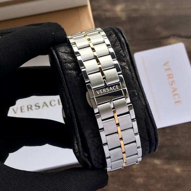 VERSACE Vintage Flair
