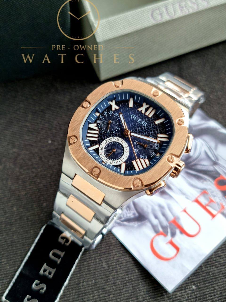 Guess SKU GW0572G4