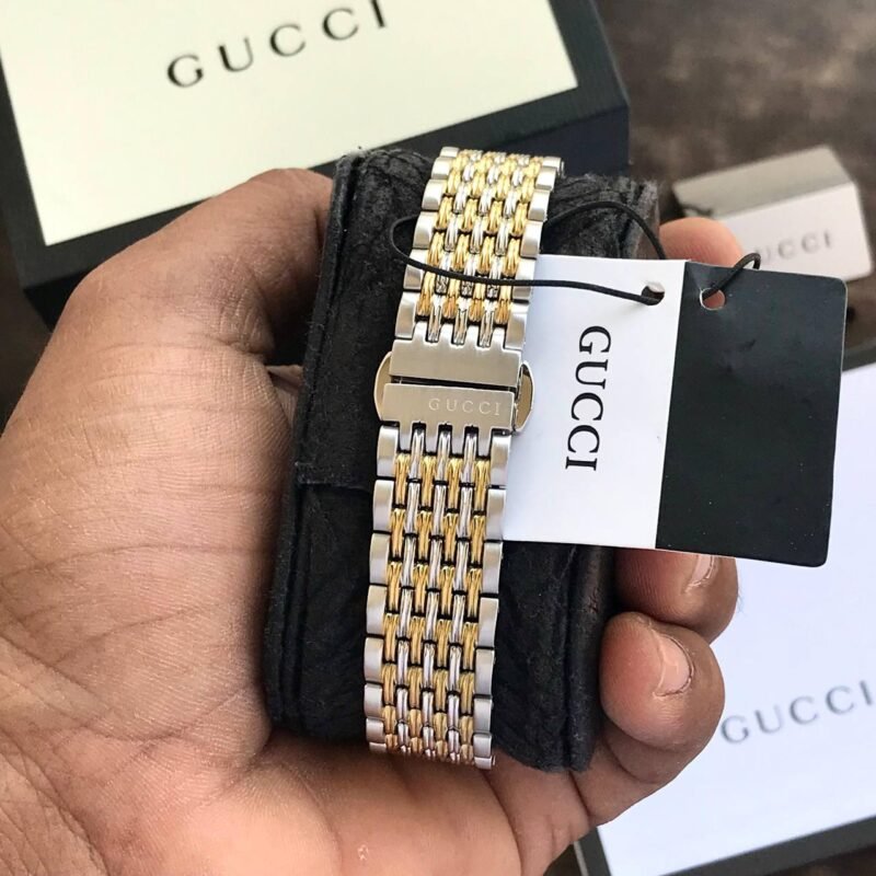Gucci G-Timeless Slim Bee