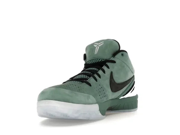 KOBE 4 PROTRO GIRL DAD