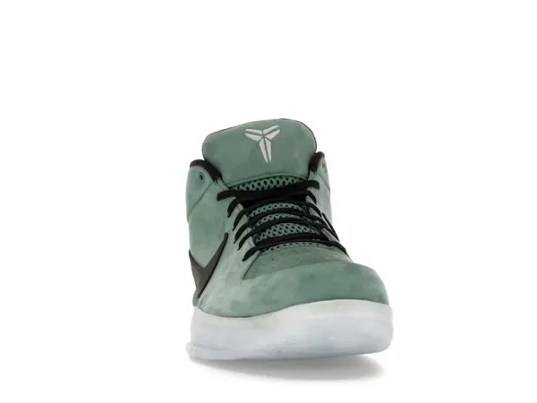 KOBE 4 PROTRO GIRL DAD