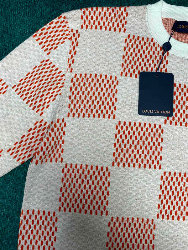 LV shirts 041010