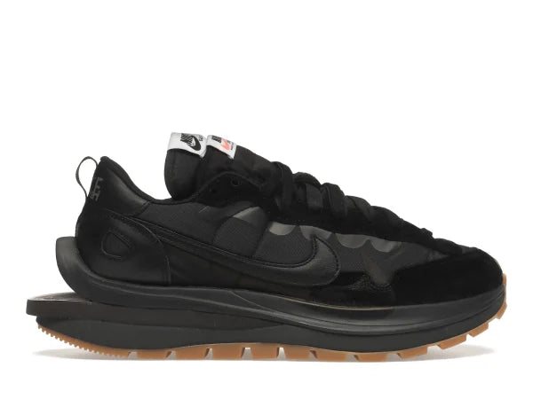NIKEE VAPORWAFFLE SACAI BLACK GUM