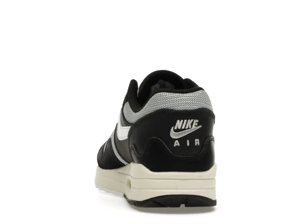 PATTA X AIR MAX 1 LANDED BLACK WHITE