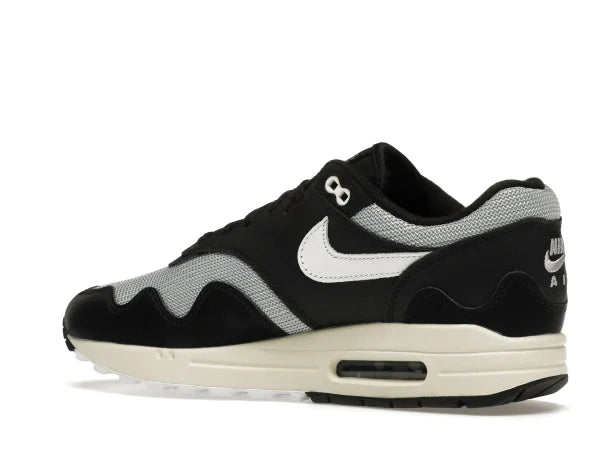 PATTA X AIR MAX 1 LANDED BLACK WHITE