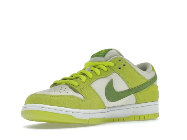 SB DNK LOW GREEN APPLE