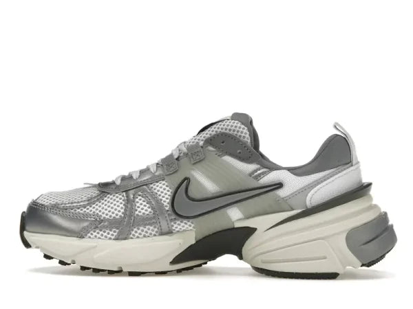 V2K RUN PLATINUM GRAY AND SILVER