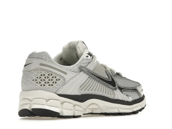 ZOOM VOMERO 5 PHOTON DUST METALLIC SILVER