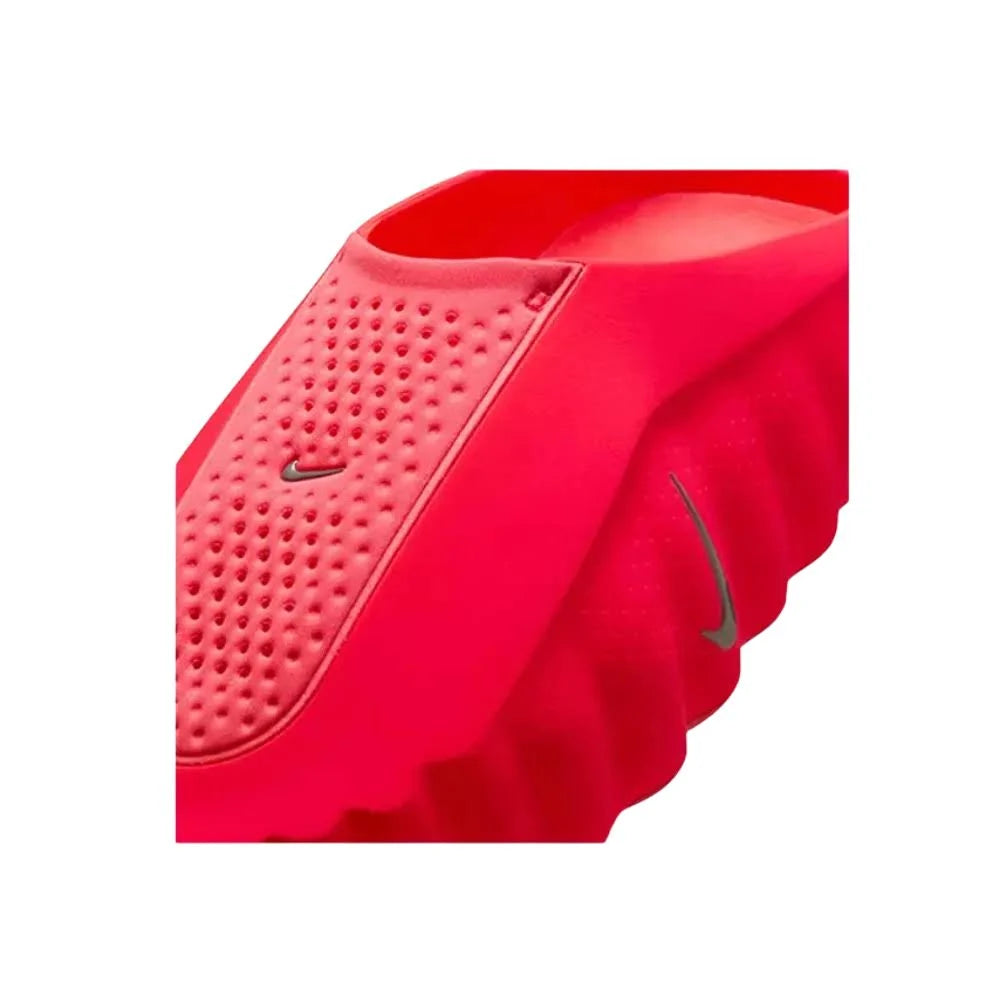 Nike Mind 001 Men's Pregame Mules (Red)