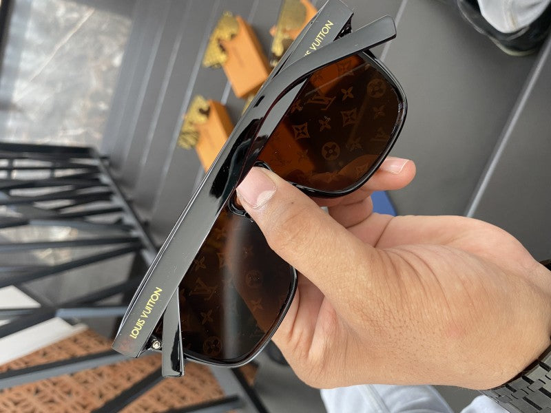 Louis 1822 printed brown