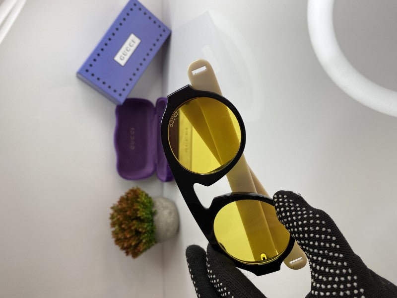 Gucci 0256 Black Sun