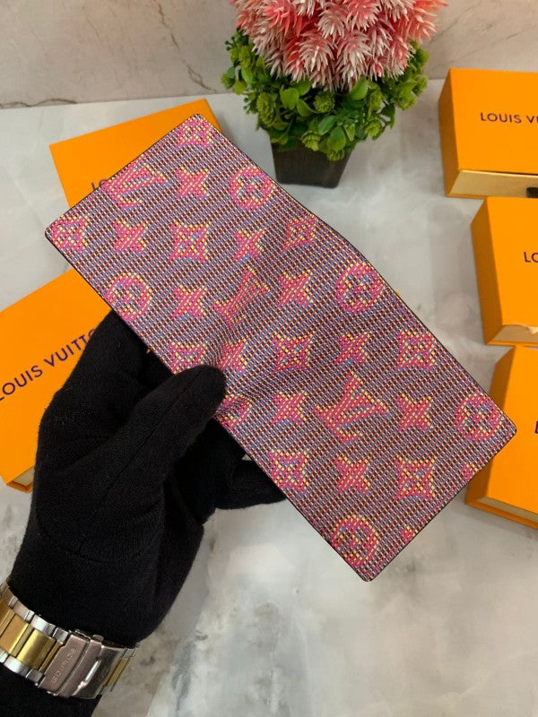 LV LOUIS VUITTON MONO RED