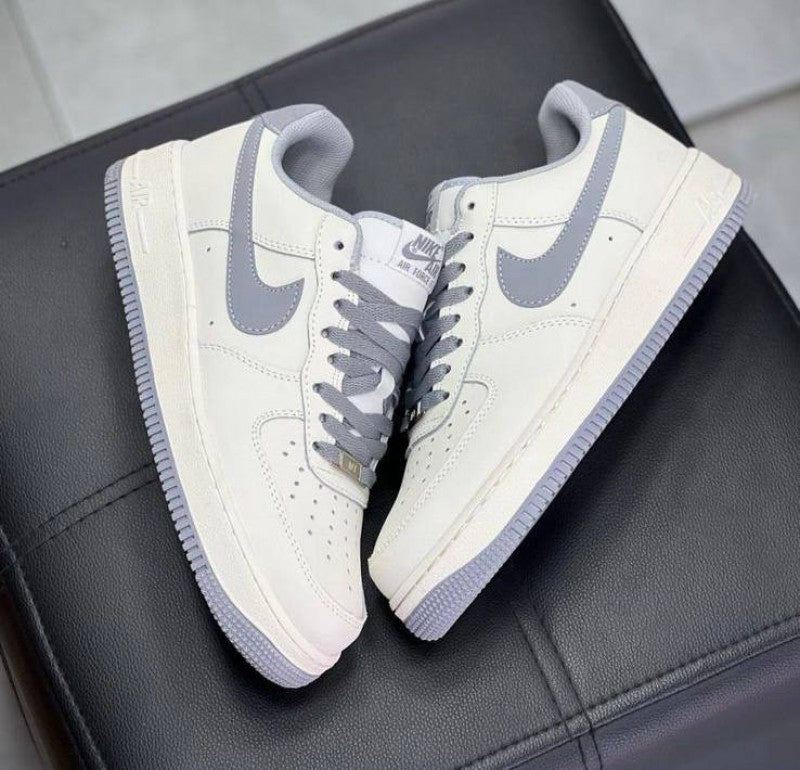 Air force 1 07 low dark grey white sail