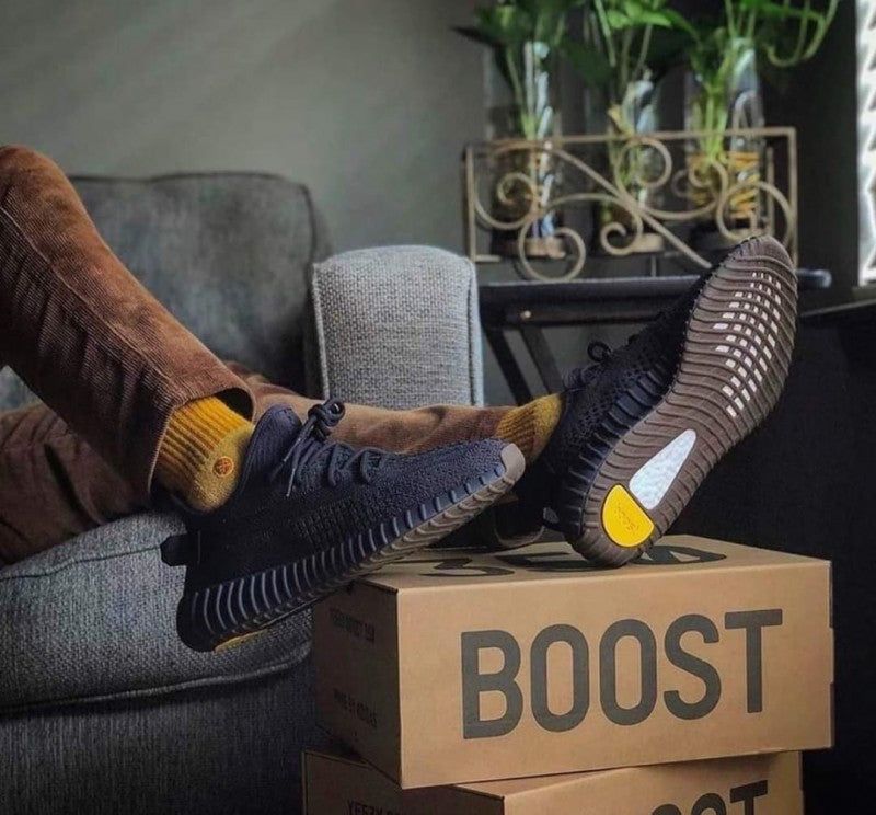 Adidass Yeezy 350 Black Cinder Reflective