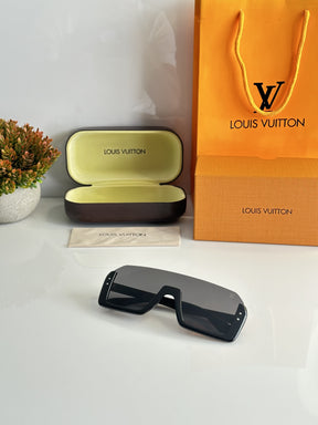 Louis Vuitton 8541 Black