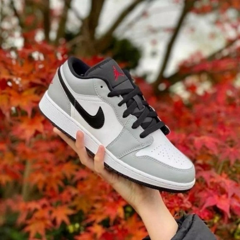 Air JORDAN RETRO 1 SMOKE GREY SHORT