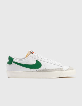 Nikee Blazer low 77 vintage white pine green