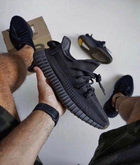 Adidass yeezy 350 black cinder reflective Semi Ua