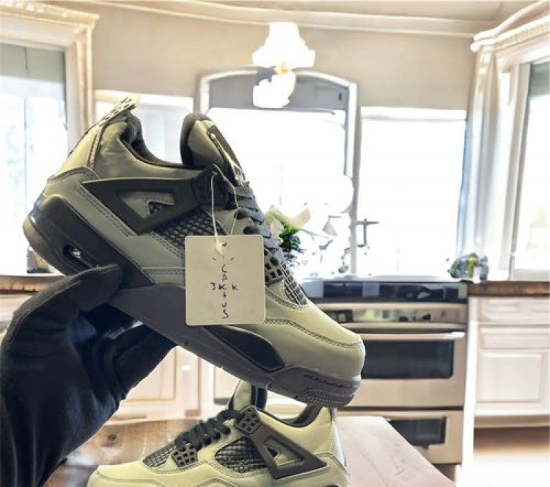 Nike TRAVIS SCOTT NEW Air JORDAN 4 OLIVE