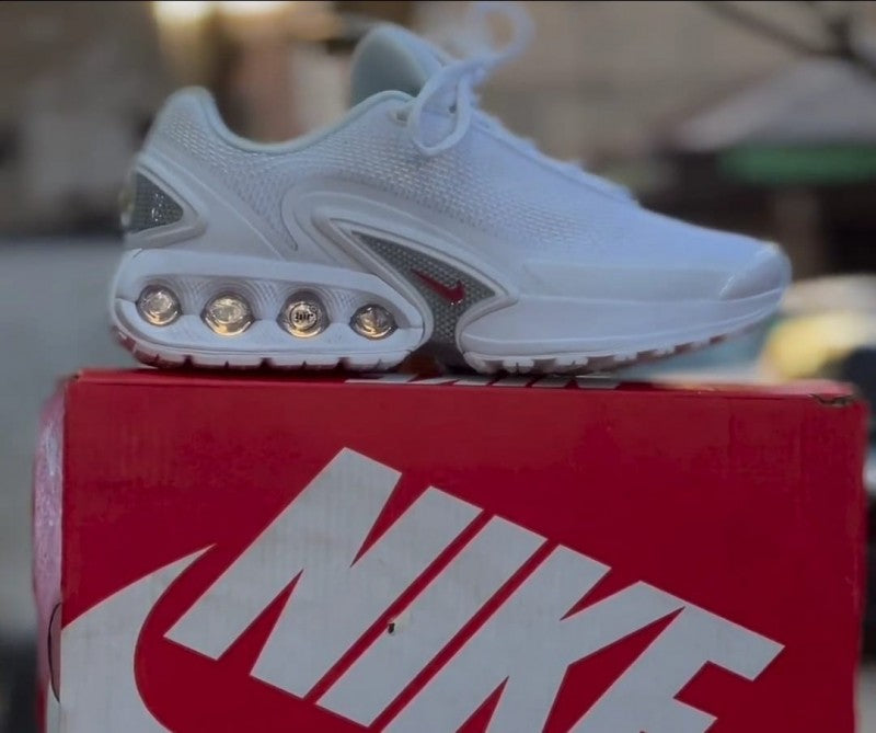 Nikee Air Max DN White Red