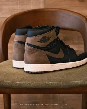 Air Jordan Retro 1 High Palomino 097