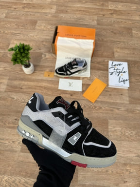 Louis Vuitto n Trainer Crystal Black Red Sale