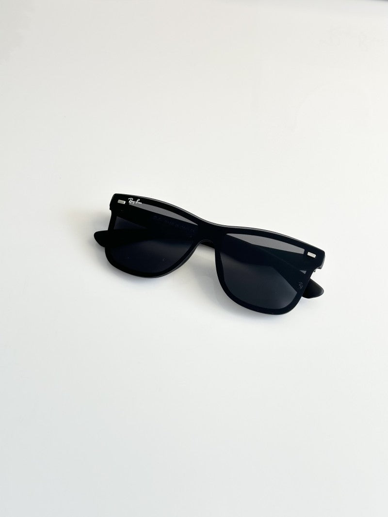 Rayban 650 Black