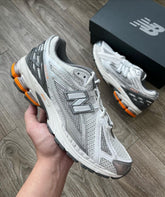 New balance 1906R Silver Orange