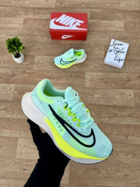 Nikee zoom fly 5 Sale