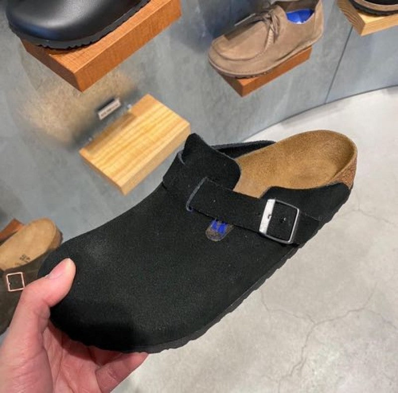 BLACK BIRKENSTOCK BOSTON