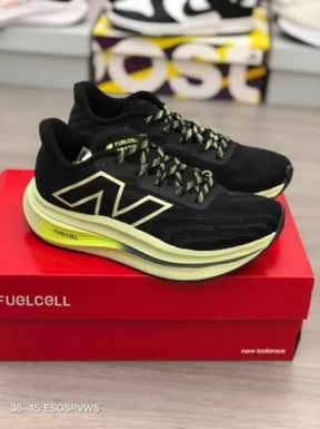 NEW BALANCE FRESH FOAM BLACK