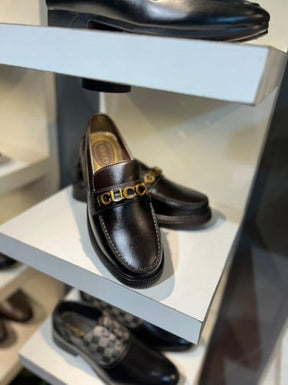 Gucci Loafers logo