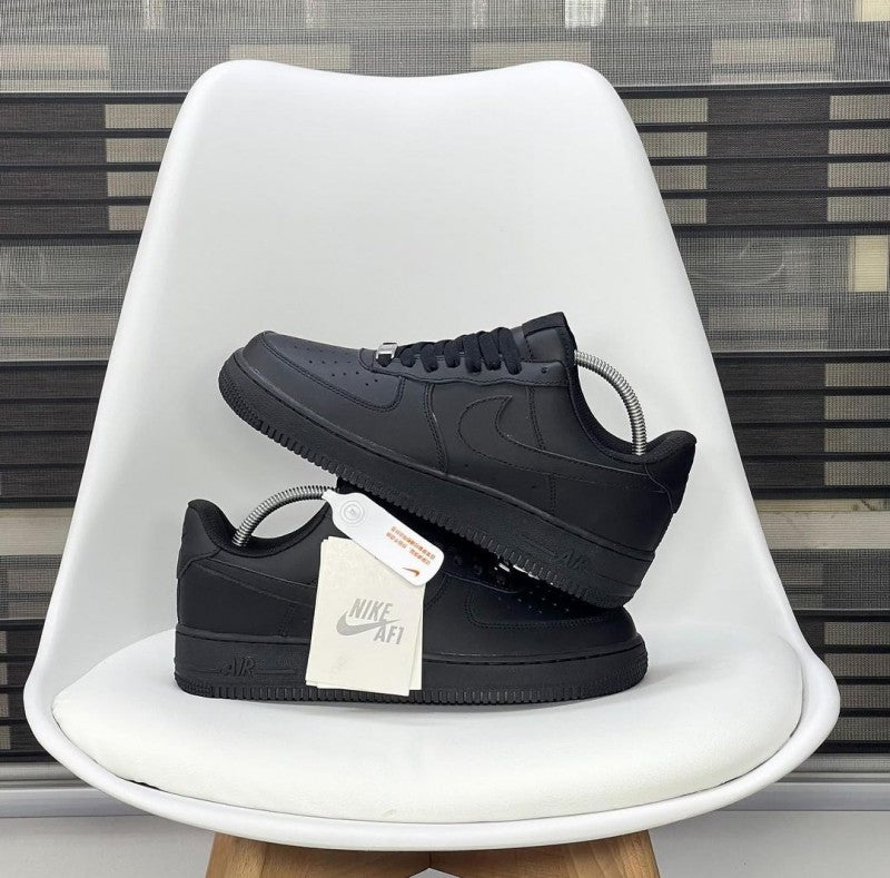 Nik ee Airforce 1 Black SEMI UA with DUST BAG