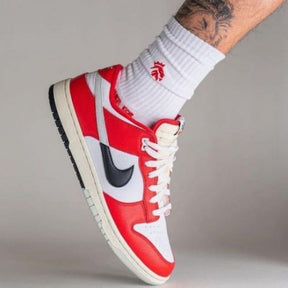 NIKE SB DUNK LOW CHICAGO SPLIT RED