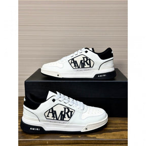 I classic low top sneakers white black