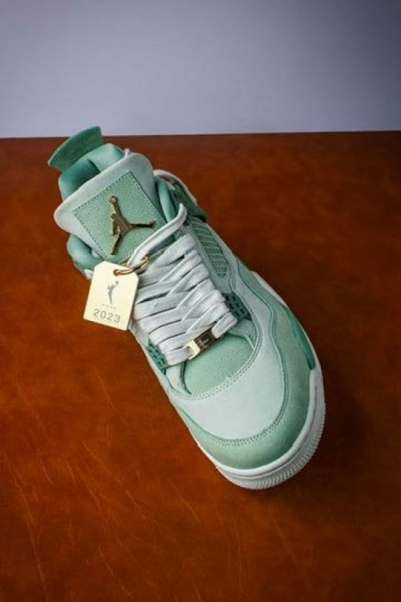 Nikee Air Jordan 4 First Class fix