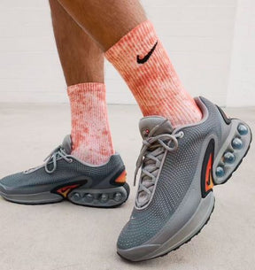 NIKEE AirMAX DN OLDER KIDS GREY SALE