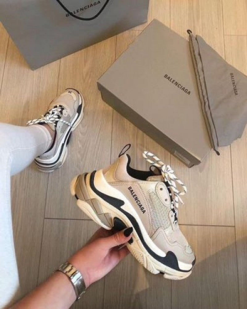 Balenciaga Triple s brige black