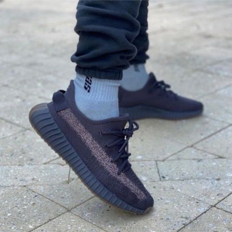 Adida s yeezy V2 Cinder UA with bill bag og kit SOCKS
