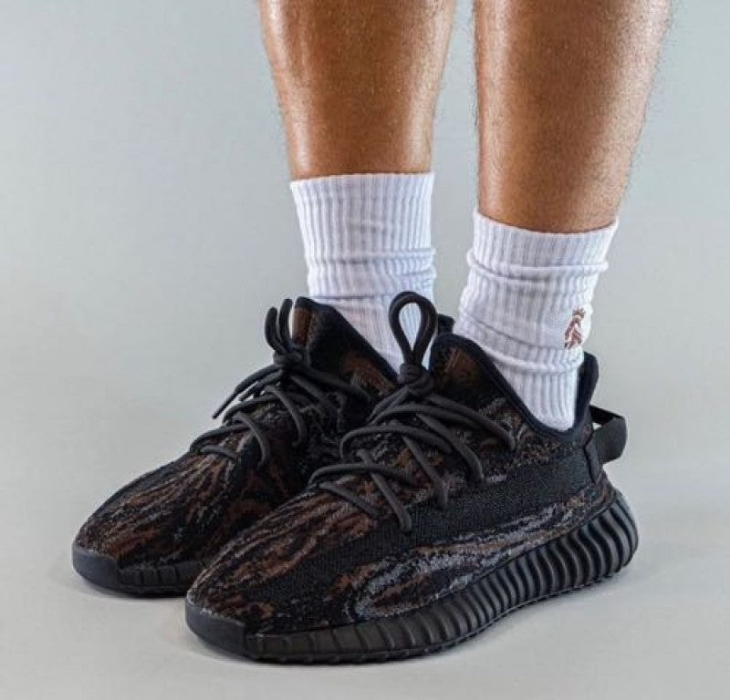 Adida s yeezy V2 Mx rock UA with bill bag og kit SOCKS