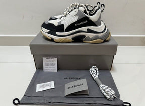 Balenciaga Triple s Grey black