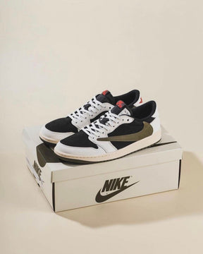 Air JORDAN 1 LOW X TRAVIS SCOTT OLIVE