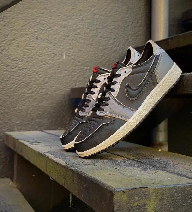 Nikee Air Jordan 1 low dark smoke
