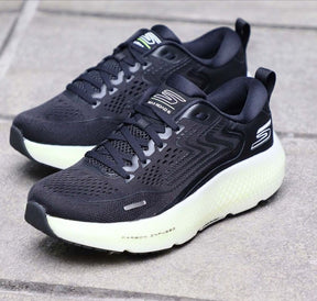 Skecherss Run Max Road 6 Running Shoes (1010)
