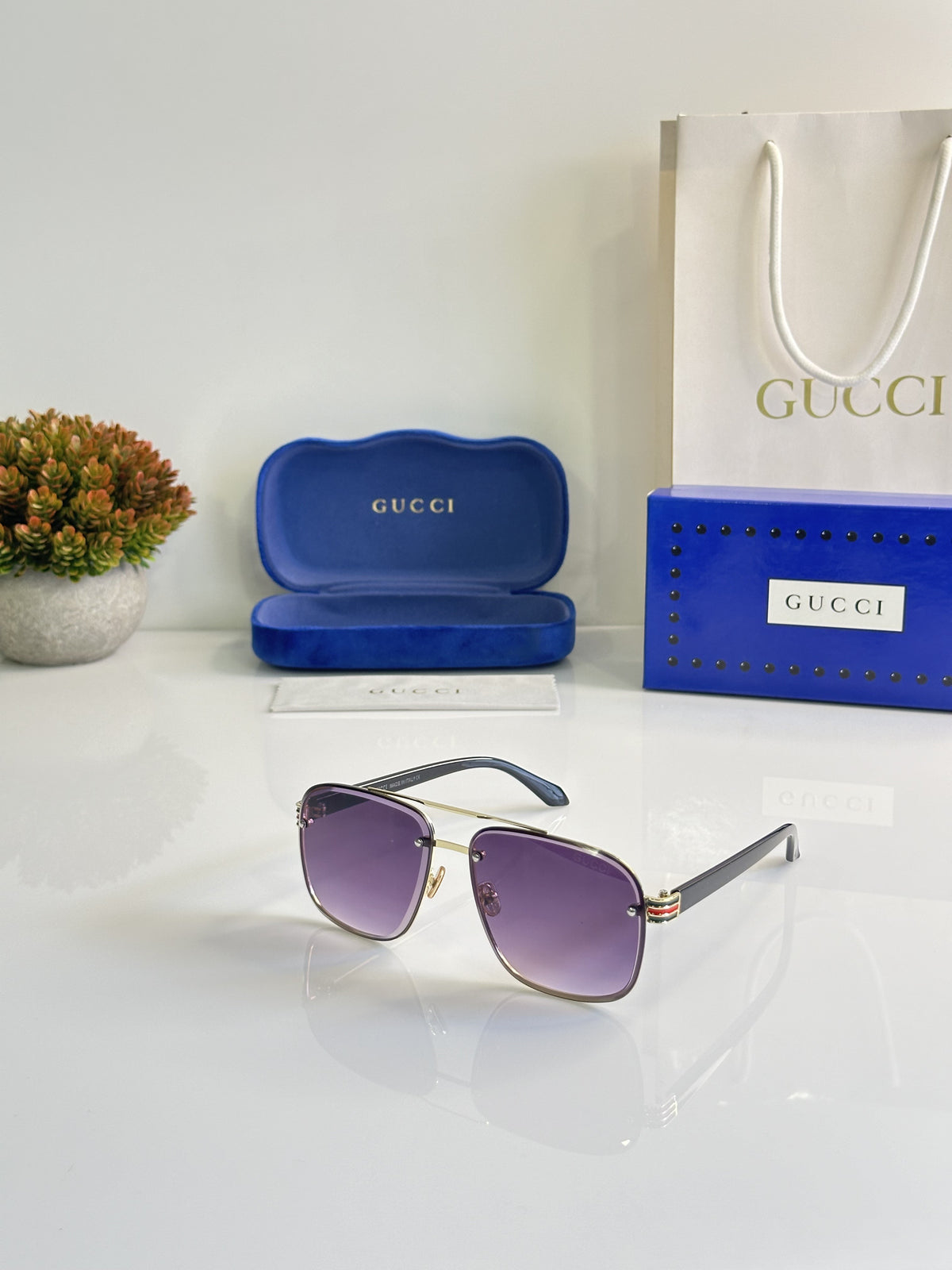 Gucci 2005 Gold Purple