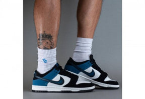 dunk low industrial blue semi ua with extra laces As3