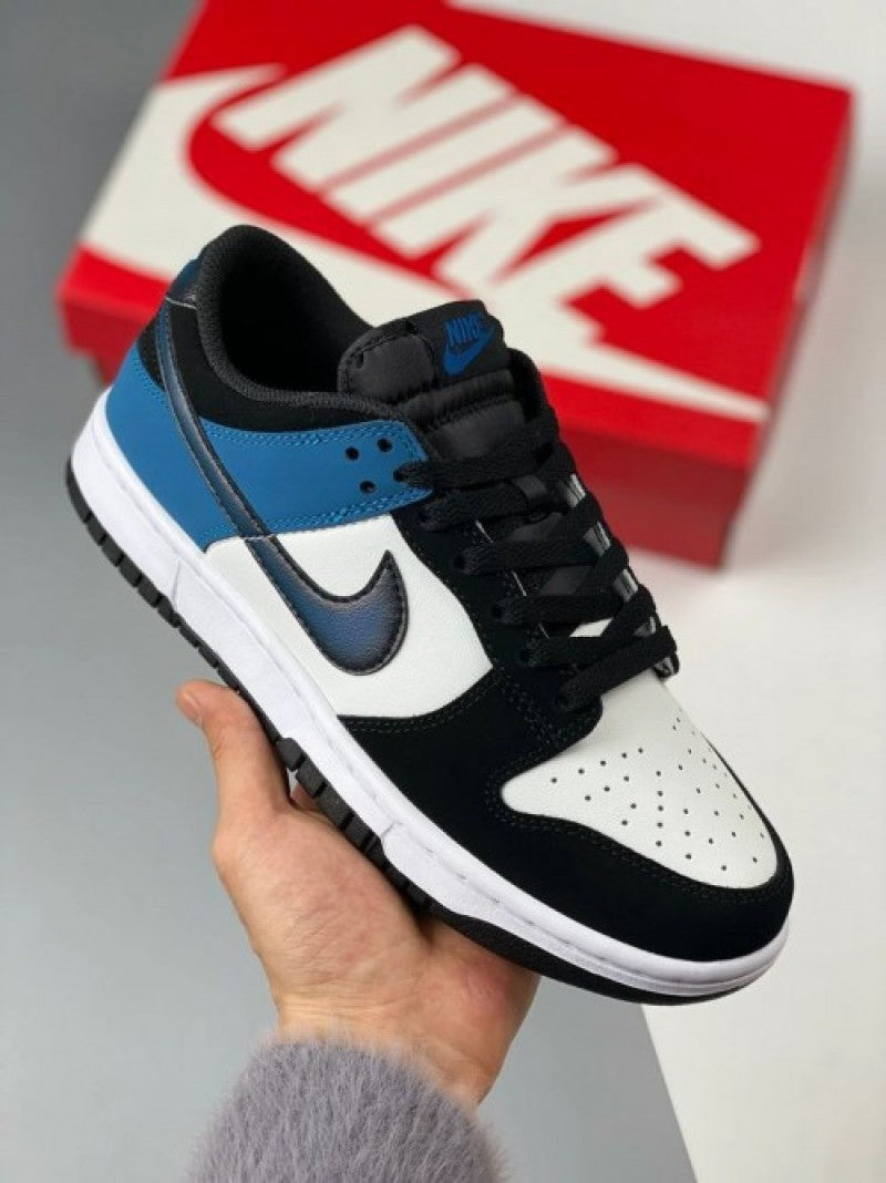 dunk low industrial blue semi ua with extra laces As3